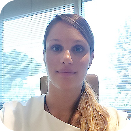 Portrait de Céline Peirone, ostéopathe D.O.